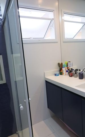 Casa à venda com 230m², 4 quartos e 2 vagasBanheiro 3