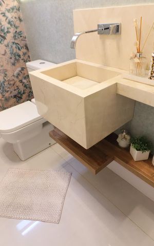 Casa à venda com 230m², 4 quartos e 2 vagasLavabo