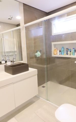 Casa à venda com 230m², 4 quartos e 2 vagasBanheiro da Suíte 1