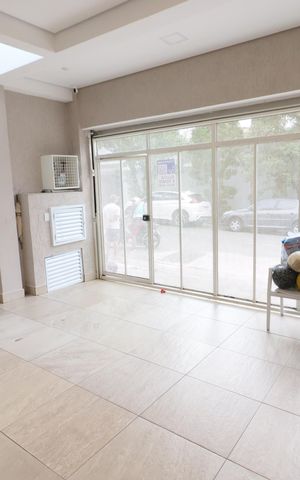 Casa à venda com 230m², 4 quartos e 2 vagasGaragem