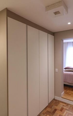 Casa à venda com 230m², 4 quartos e 2 vagasSuíte 1
