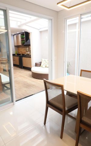 Casa à venda com 230m², 4 quartos e 2 vagasCozinha