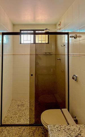 Casa à venda com 300m², 4 quartos e 2 vagas
