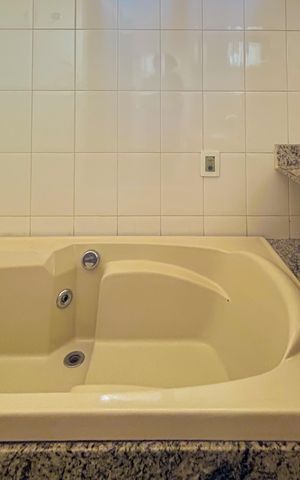 Casa à venda com 300m², 4 quartos e 2 vagas