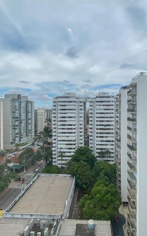Apartamento à venda com 81m², 2 quartos e 1 vaga Apartamento à venda com 81m², 2 quartos e 1 vagaQuarto 1