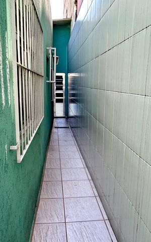 Casa à venda com 168m², 2 quartos e 2 vagas Casa à venda com 168m², 2 quartos e 2 vagasQuintal