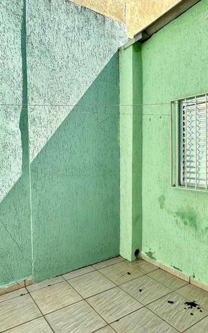 Casa à venda com 168m², 2 quartos e 2 vagas Casa à venda com 168m², 2 quartos e 2 vagasQuintal