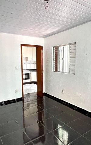 Casa à venda com 168m², 2 quartos e 2 vagas Casa à venda com 168m², 2 quartos e 2 vagasQuarto 2