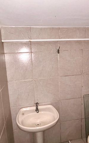 Casa à venda com 168m², 2 quartos e 2 vagas Casa à venda com 168m², 2 quartos e 2 vagasBanheiro 2