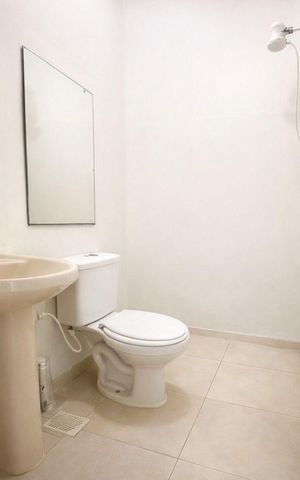 Studio à venda com 33m², 1 quarto e sem vaga Studio à venda com 33m², 1 quarto e sem vagaBanheiro