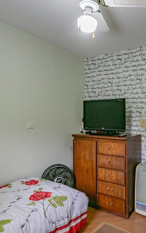 Casa à venda com 280m², 3 quartos e 2 vagas Casa à venda com 280m², 3 quartos e 2 vagasQuarto 1