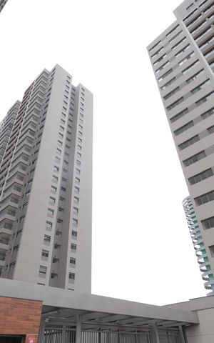 Apartamento para alugar com 70m², 2 quartos e 1 vagaFachada