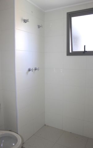 Apartamento à venda com 110m², 3 quartos e 2 vagasBanheiro da Suíte 2