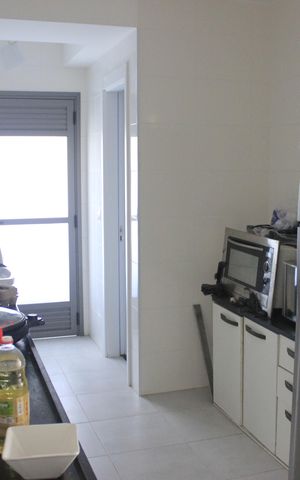 Apartamento à venda com 110m², 3 quartos e 2 vagasCozinha