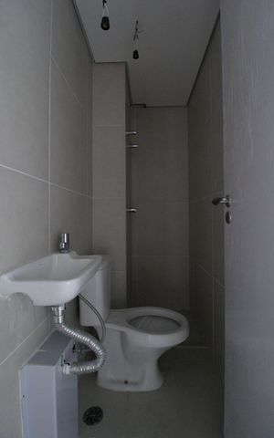 Apartamento à venda com 221m², 3 quartos e 3 vagasBanheiro de Serviço