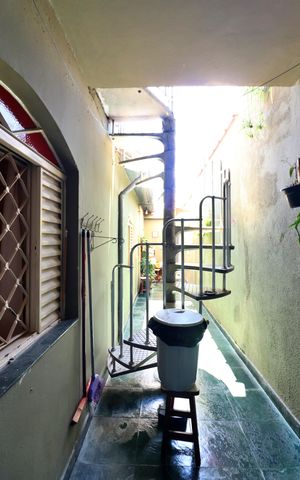 Casa à venda com 155m², 3 quartos e 2 vagasÁrea de Serviço