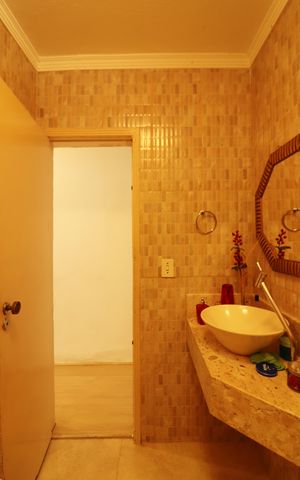 Casa à venda com 155m², 3 quartos e 2 vagasBanheiro Social
