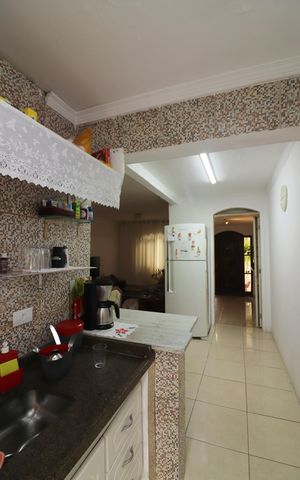 Casa à venda com 155m², 3 quartos e 2 vagasCozinha 