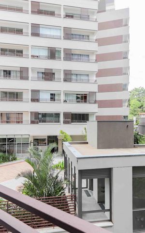 Studio à venda com 32m², 1 quarto e sem vaga Studio à venda com 32m², 1 quarto e sem vagaVaranda