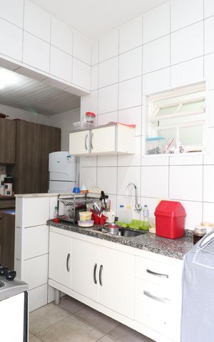 Casa à venda com 100m², 2 quartos e 1 vagaCozinha e Área de Serviço