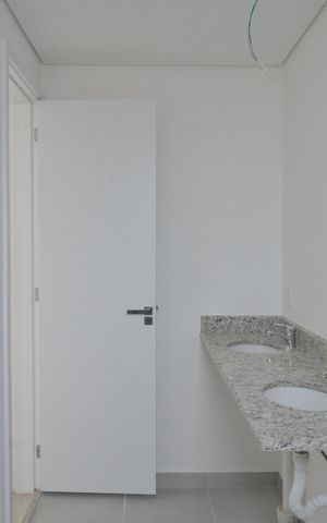 Apartamento à venda com 134m², 3 quartos e 3 vagasBanheiro da Suíte 1