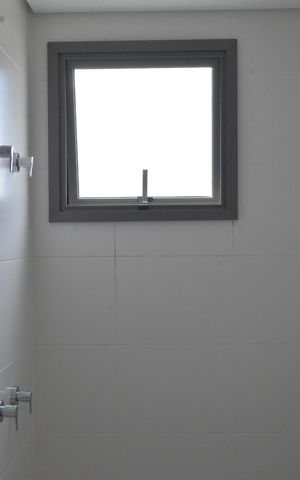 Apartamento à venda com 134m², 3 quartos e 3 vagasBanheiro da Suíte 1