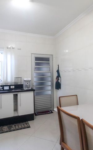Casa à venda com 205m², 4 quartos e 2 vagasCozinha Casa 2