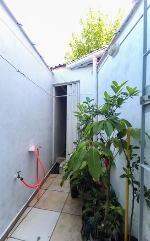 Casa à venda com 205m², 4 quartos e 2 vagasQuintal Casa 1