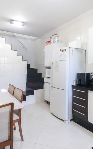 Casa à venda com 205m², 4 quartos e 2 vagasCozinha Casa 2