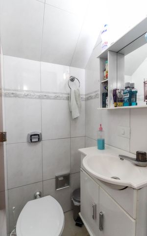 Casa à venda com 205m², 4 quartos e 2 vagasLavabo Casa 1