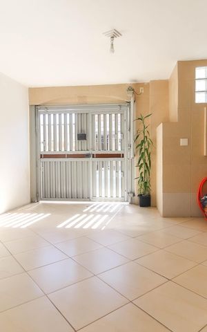 Casa à venda com 205m², 4 quartos e 2 vagasVista da Sala Casa 1