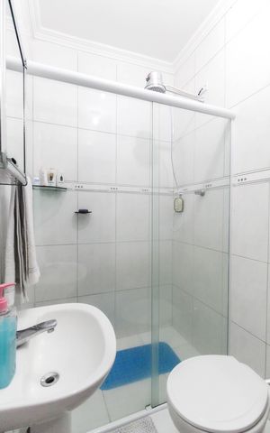 Casa à venda com 205m², 4 quartos e 2 vagasBanheiro da Suíte Casa 1