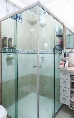 Casa à venda com 205m², 4 quartos e 2 vagasBanheiro Casa 2