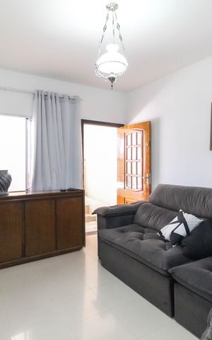 Casa à venda com 205m², 4 quartos e 2 vagasSala Casa 1