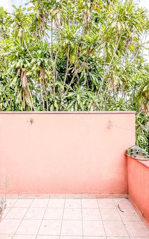 Casa à venda com 112m², 3 quartos e 1 vaga Casa à venda com 112m², 3 quartos e 1 vagaSacada
