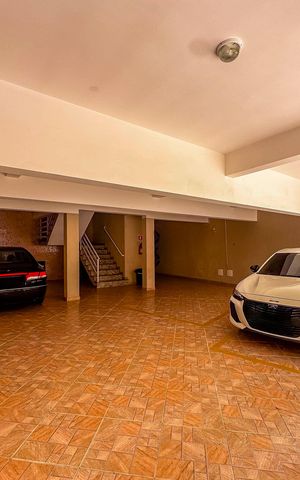 Apartamento à venda com 106m², 2 quartos e 1 vaga Apartamento à venda com 106m², 2 quartos e 1 vagaGaragem