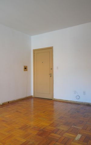 Apartamento à venda com 83m², 2 quartos e sem vagaSala