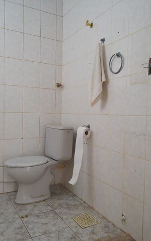 Apartamento à venda com 83m², 2 quartos e sem vagaBanheiro
