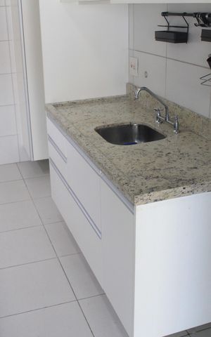 Apartamento para alugar com 75m², 2 quartos e 2 vagasCozinha