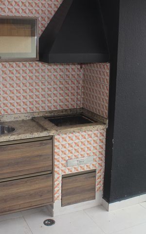 Apartamento para alugar com 75m², 2 quartos e 2 vagasVaranda