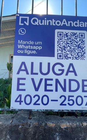 Casa à venda com 80m², 2 quartos e 3 vagas Casa à venda com 80m², 2 quartos e 3 vagasPlaca Cod.XBYR-263