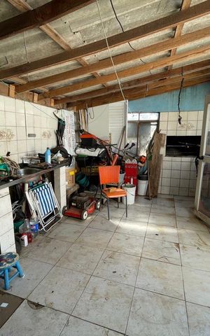 Casa à venda com 80m², 2 quartos e 3 vagas