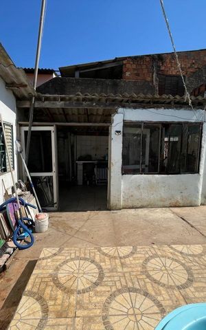 Casa à venda com 80m², 2 quartos e 3 vagas