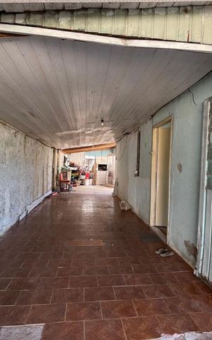 Casa à venda com 80m², 2 quartos e 3 vagas