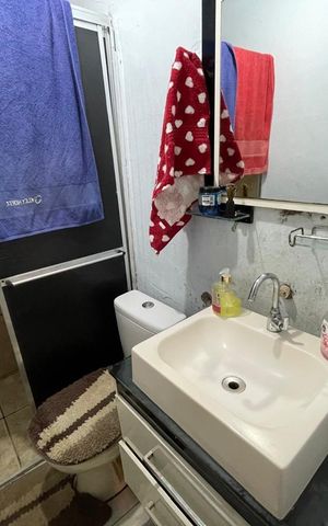 Casa à venda com 80m², 2 quartos e 3 vagas