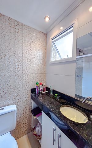 Casa de condomínio à venda com 116m², 2 quartos e 2 vagasBanheiro da Suíte 1