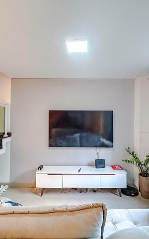Casa de condomínio à venda com 116m², 2 quartos e 2 vagasSala