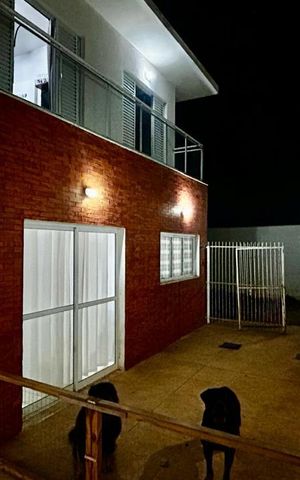 Casa à venda com 121m², 3 quartos e 3 vagas Casa à venda com 121m², 3 quartos e 3 vagasÁrea externa