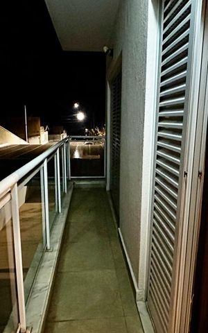 Casa à venda com 121m², 3 quartos e 3 vagas Casa à venda com 121m², 3 quartos e 3 vagasVaranda