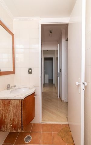 Apartamento à venda com 68m², 3 quartos e 2 vagasBanheiro